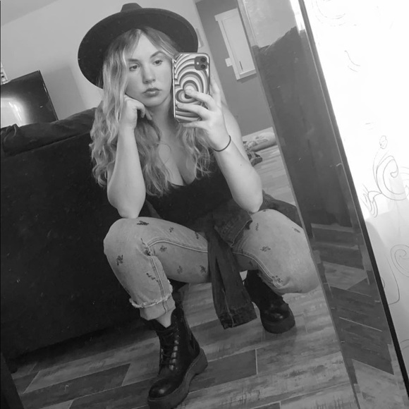 Meet me!! - Picture 5 of 9